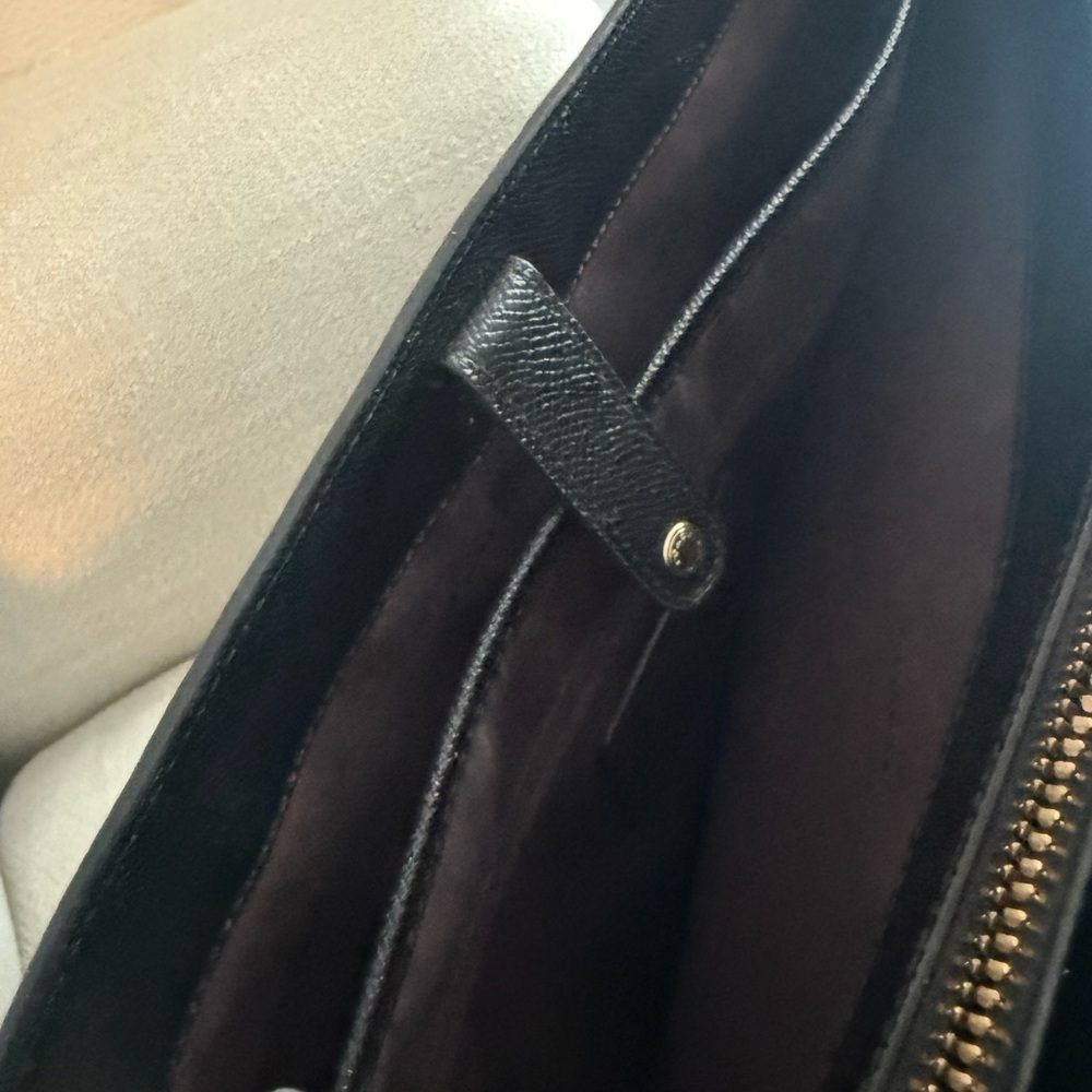 Coach City Zip Tote in Crossgrain Leather with Turn Lock Front Detail - Picture 10 of 16